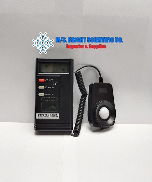 Tes 1332A Light Meter for professional illuminance measurement